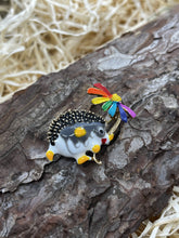 Load image into Gallery viewer, Hedgehog with daisy - enamel brooch badge
