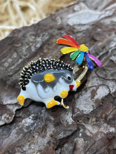 Load image into Gallery viewer, Hedgehog with daisy - enamel brooch badge
