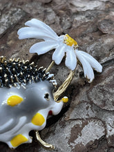 Load image into Gallery viewer, Hedgehog with daisy - enamel brooch badge
