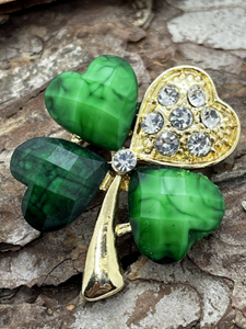 Lucky 4-leaf clover / shamrock crystal brooch / pin badge / lapel badge