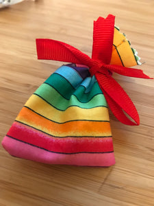Apple brooch pin | Apple brooch | Gifts for teachers | Teacher gifts | Apple badges