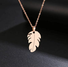 Load image into Gallery viewer, Stainless feather pendant
